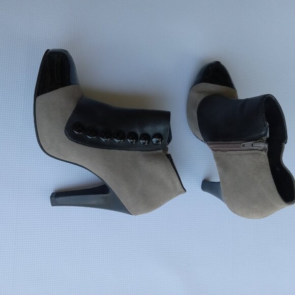 Gianni Bini Booties Button Victorian Cosplay Renaissance Steam Punk Size 7.5 - Picture 3 of 13